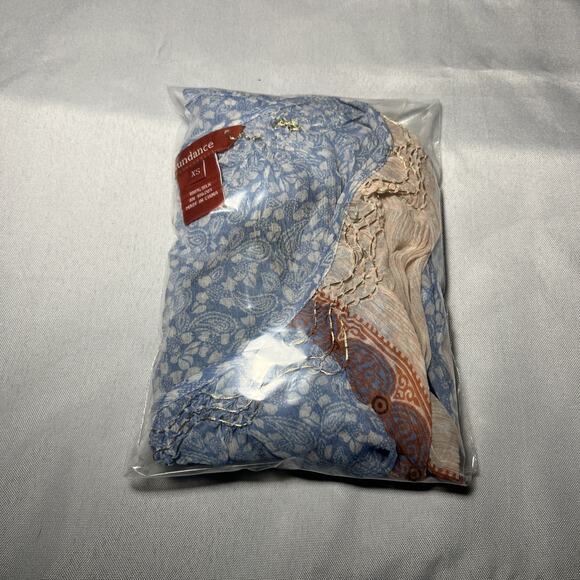 Sundance Blouse Womens XS 100% Silk Paisley Sheer Full Button Long Sleeve Blue - Picture 7 of 7